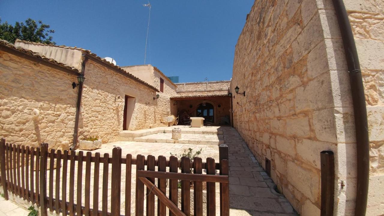 Agriturismo Al Casale Donnafugata Εξωτερικό φωτογραφία
